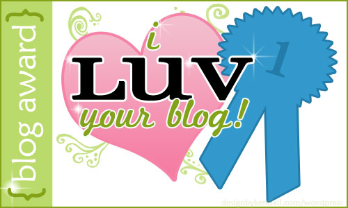 Feelin’ the LUV: Blog Award