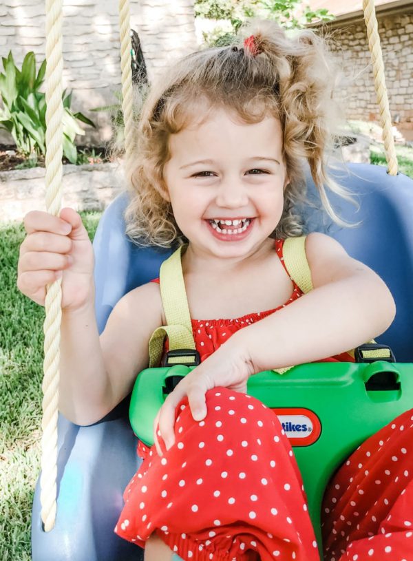 15 Best Timeless Outdoor Toys for Toddlers